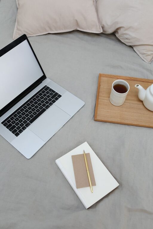Simple Routines to Start and End Your Workday Effectively